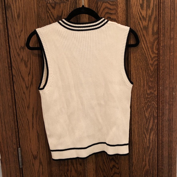 Anne Klein Button Down Vest - Picture 4 of 4